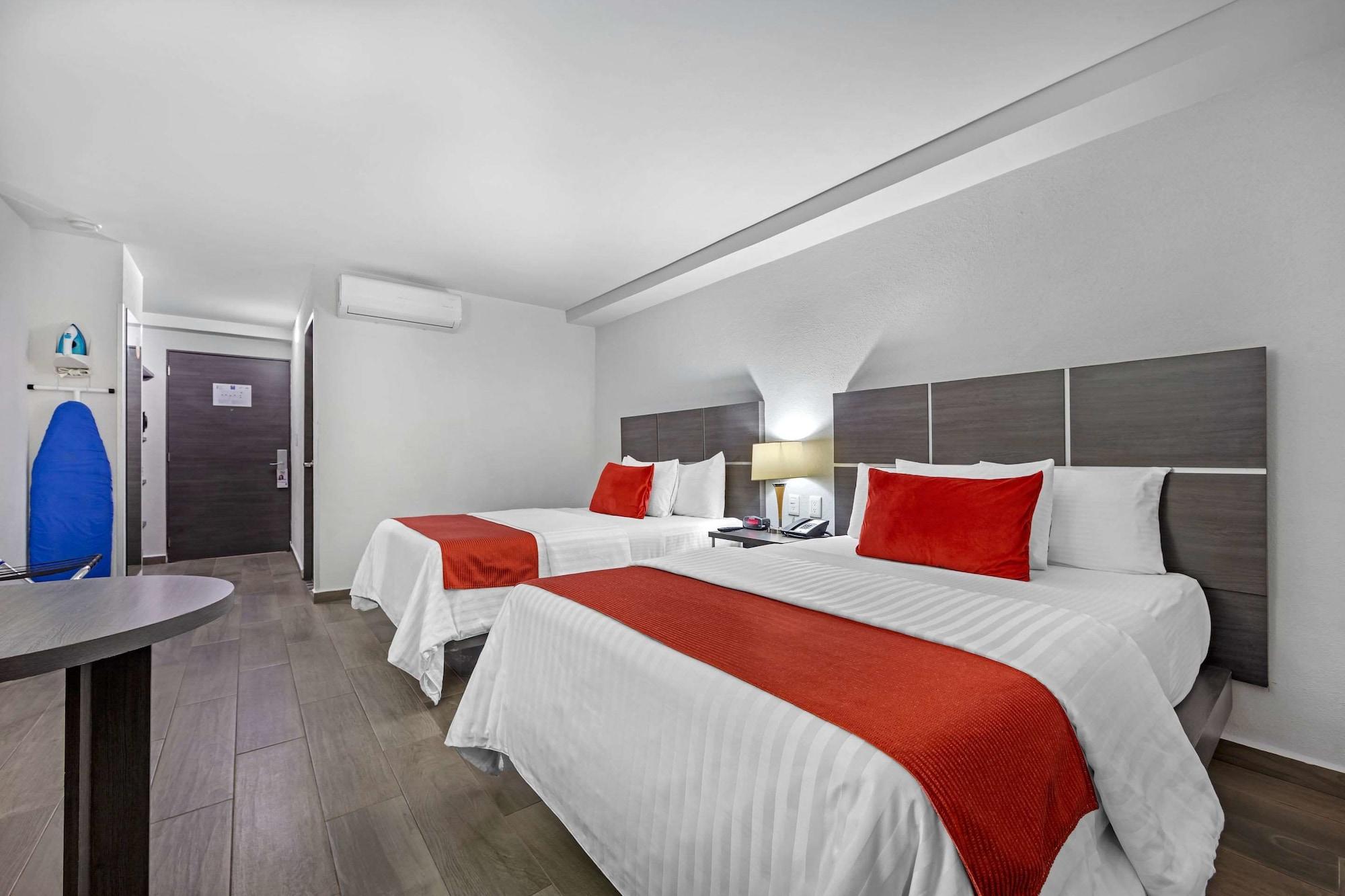 Hotel Bewow Queretaro Luaran gambar